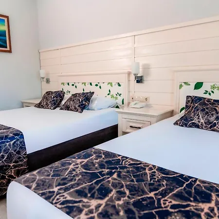 Ośrodek wypoczynkowy Rox 5*