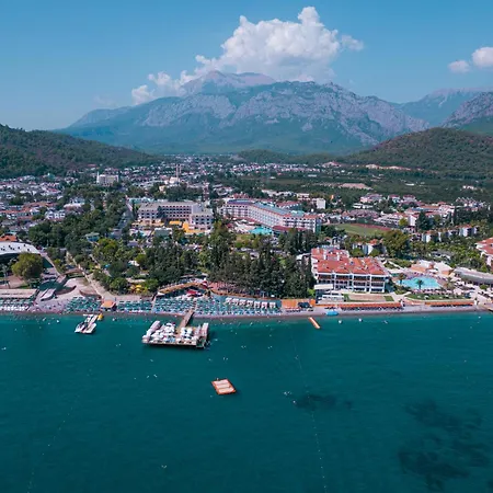 Ośrodek wypoczynkowy Rox 5*